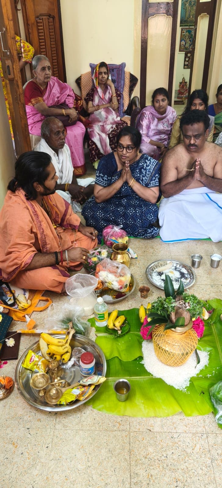 Expert Rameswaram Pujari conducting Pitru Dosh Nivaran Puja for family peace
